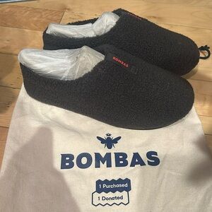 Men’s Bombas Sunday slipper size 11